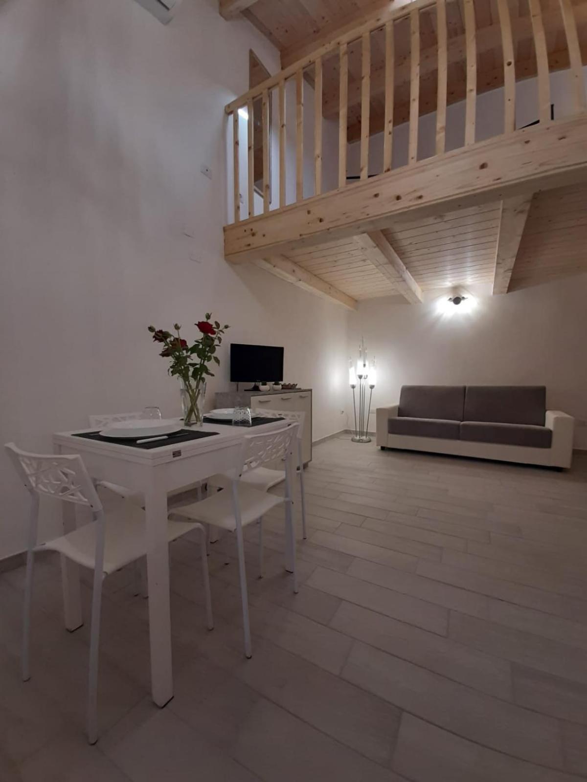 Nice Apt In A Street In Old Town Alghero Exterior foto